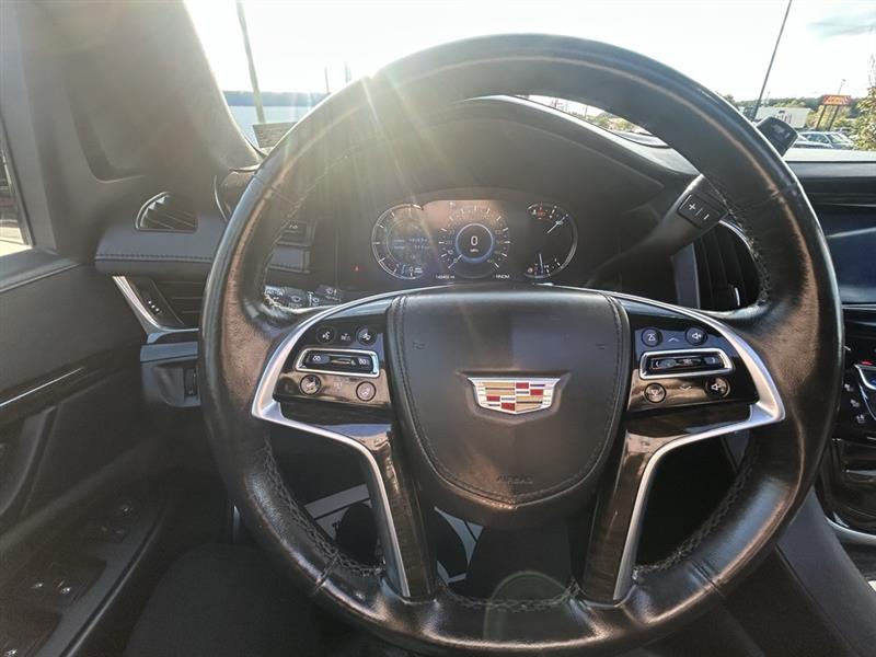 Cadillac Escalade ESV Platinum 4WD 2016 Cadillac Escalade ESV Platinum 4WD 2016