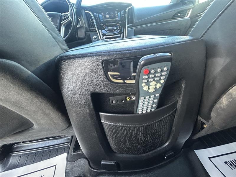 Cadillac Escalade ESV Platinum 4WD 2016 Cadillac Escalade ESV Platinum 4WD 2016