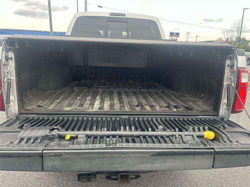 Ford F-250 SD XLT Crew Cab Long Bed 4WD 2015 Ford F-250 SD XLT Crew Cab Long Bed 4WD 2015