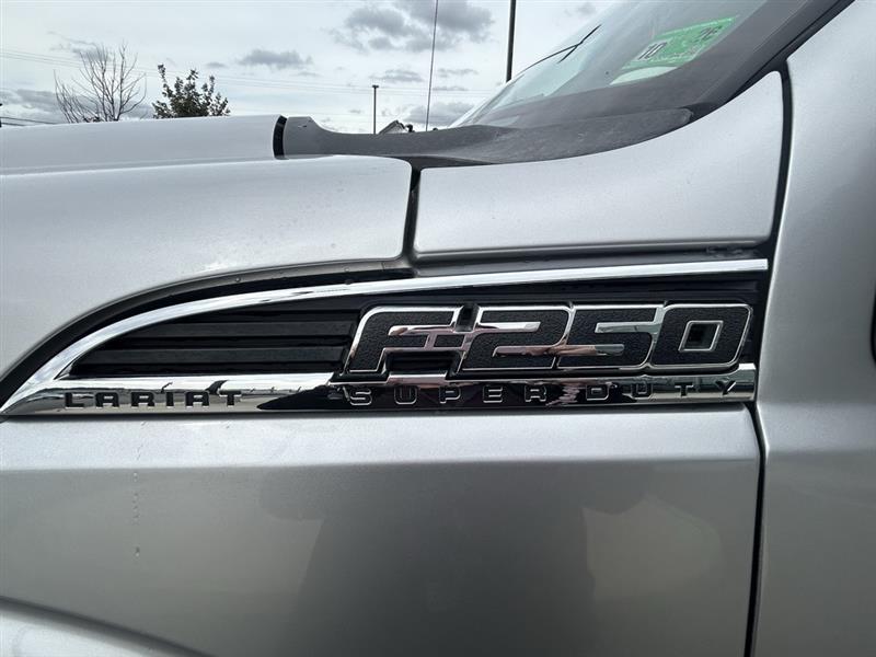 Ford F-250 SD XLT Crew Cab Long Bed 4WD 2015 Ford F-250 SD XLT Crew Cab Long Bed 4WD 2015