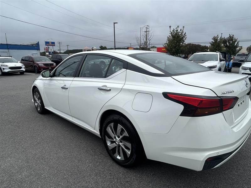 Nissan Altima 2.5 S 2021 Nissan Altima 2.5 S 2021