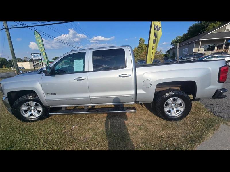 2018 Chevrolet Silverado 1500 LT Crew Cab 2WD