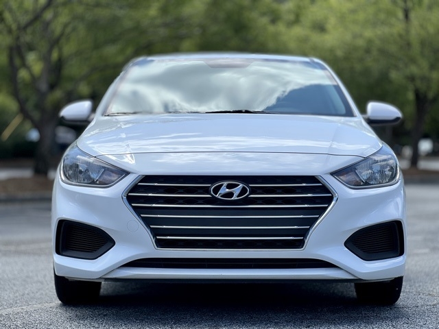 2021 Hyundai Accent SE photo 2