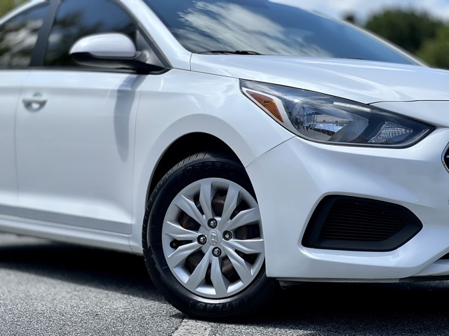 2021 Hyundai Accent SE photo 4