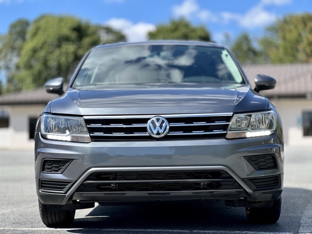 2021 Volkswagen Tiguan S photo 2