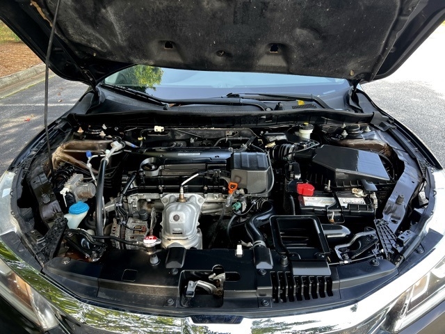 2017 Honda Accord LX photo 43