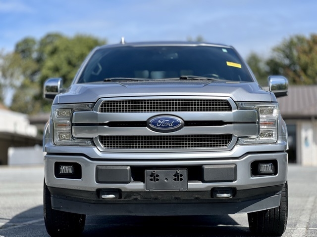 2020 Ford F-150 Platinum photo 2
