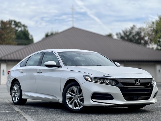 2019 Honda Accord LX 1.5T photo 3