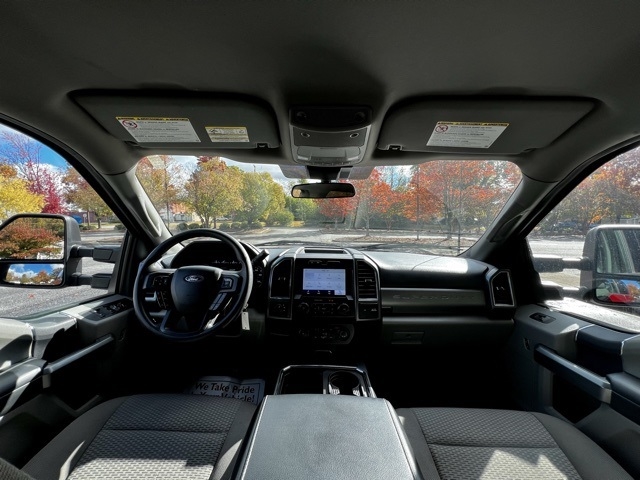 Ford Super Duty F-250 SRW King Ranch 4WD Crew Cab 8' Box 2022