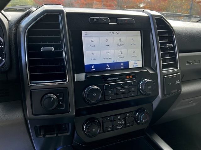 Ford Super Duty F-250 SRW King Ranch 4WD Crew Cab 8' Box 2022