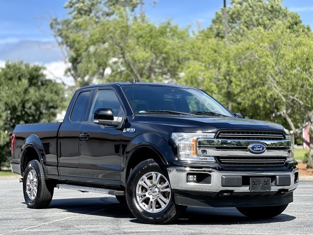 Ford F-150 Lariat 4WD SuperCab 8' Box 2019