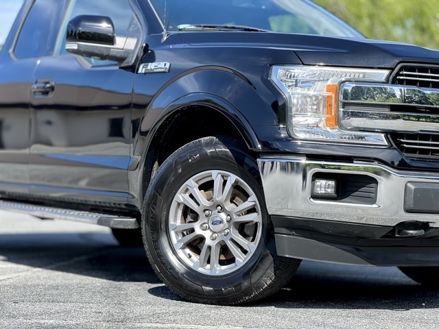 Ford F-150 Lariat 4WD SuperCab 8' Box 2019