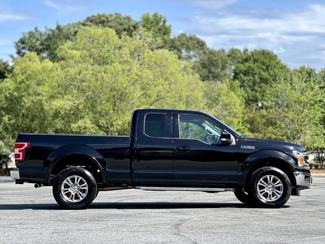 Ford F-150 Lariat 4WD SuperCab 8' Box 2019