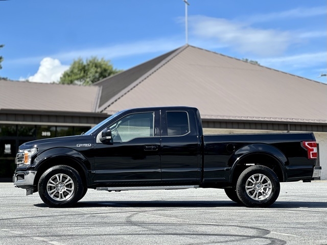 Ford F-150 Lariat 4WD SuperCab 8' Box 2019