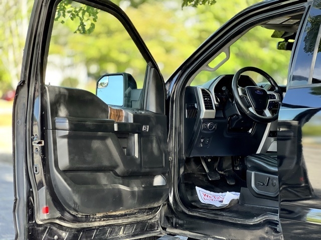 Ford F-150 Lariat 4WD SuperCab 8' Box 2019