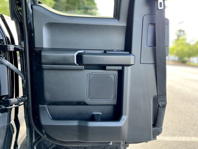 Ford F-150 Lariat 4WD SuperCab 8' Box 2019