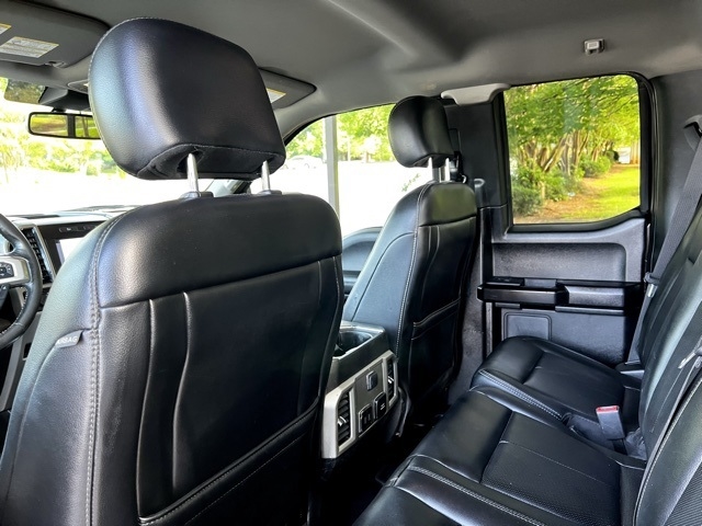 Ford F-150 Lariat 4WD SuperCab 8' Box 2019