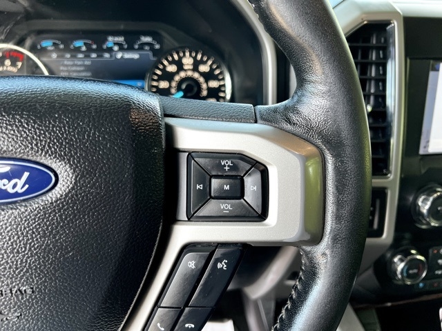 Ford F-150 Lariat 4WD SuperCab 8' Box 2019