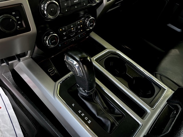 Ford F-150 Lariat 4WD SuperCab 8' Box 2019