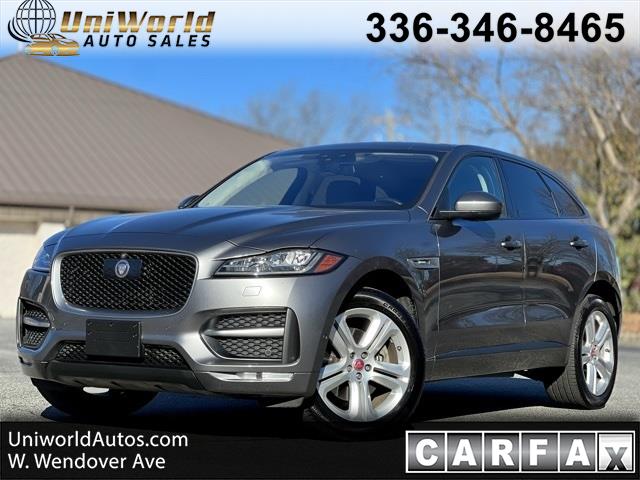 2017 Jaguar F-Pace R-Sport's photo
