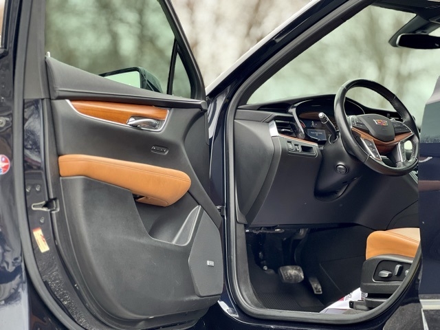 2021 Cadillac XT5 Premium Luxury photo 4