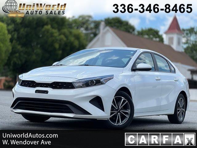 2024 Kia Forte LXS IVT