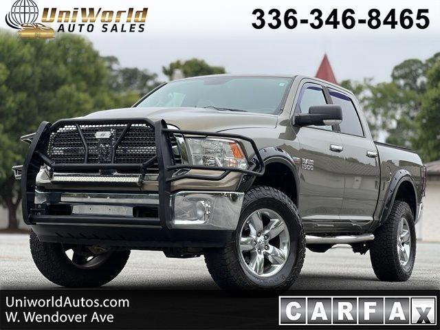 2014 RAM 1500 4WD Crew Cab 140.5" Big Horn