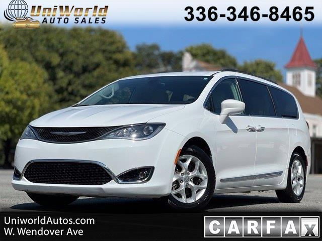 2017 Chrysler Pacifica Touring-L FWD