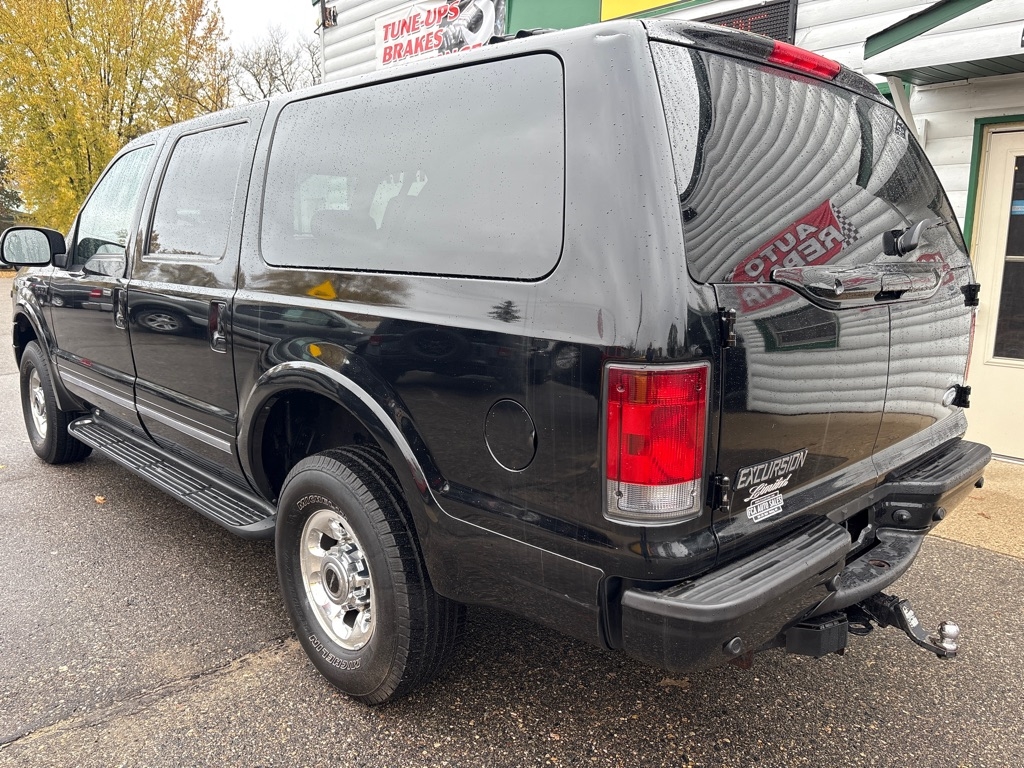 Ford Excursion  2005