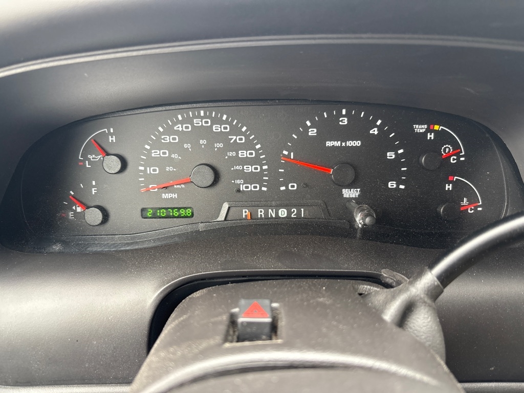 Ford Excursion  2005