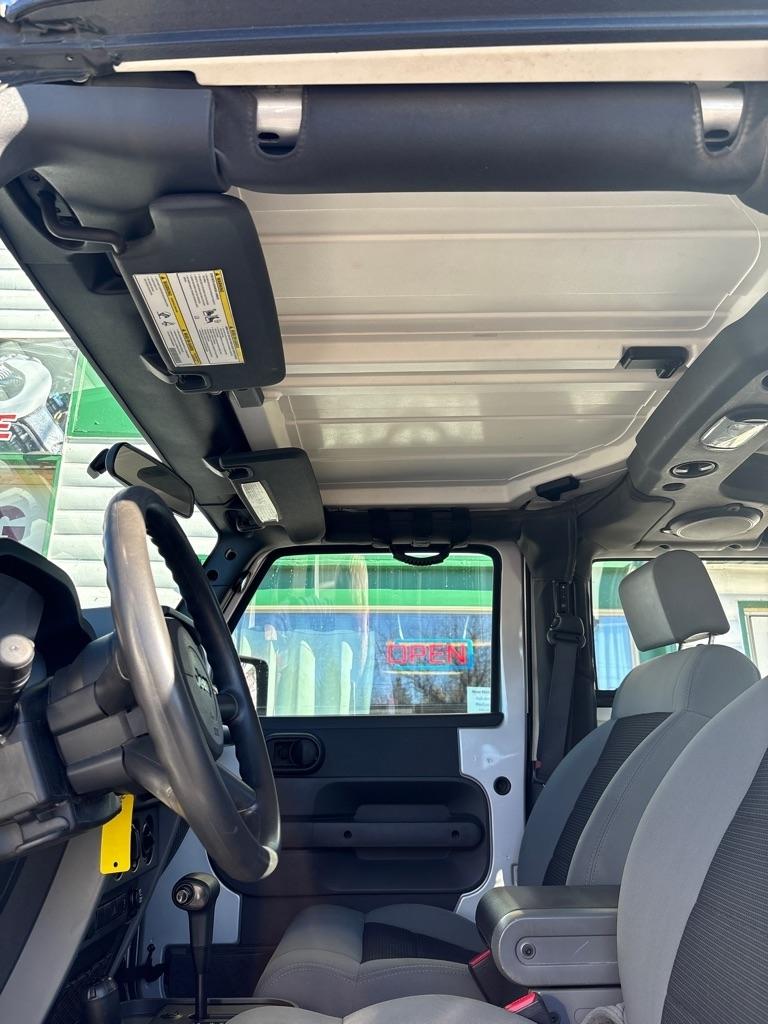 Jeep Wrangler  2010