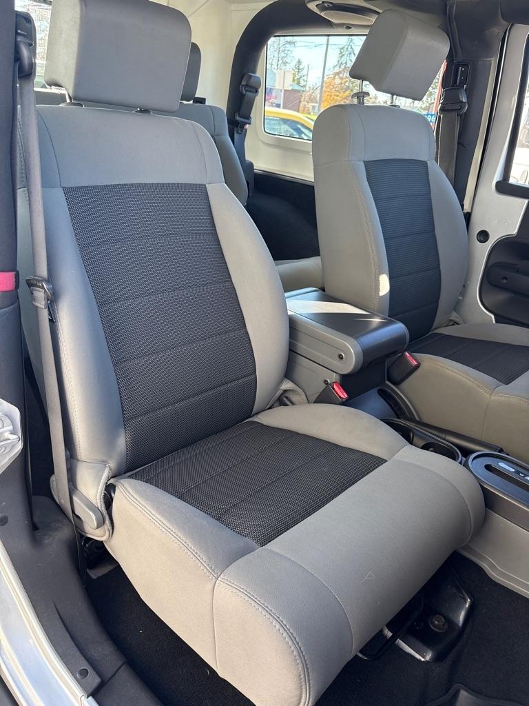 Jeep Wrangler  2010