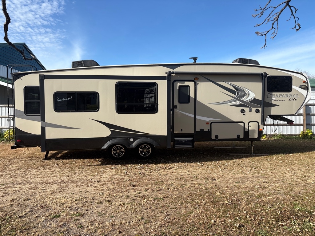 2018 Forest River Chaparral Lite 5TH WHEEL