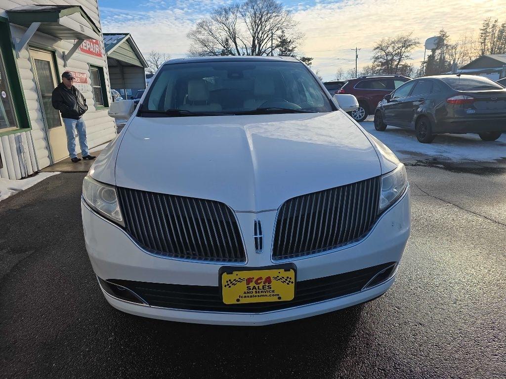 Lincoln MKT  2016