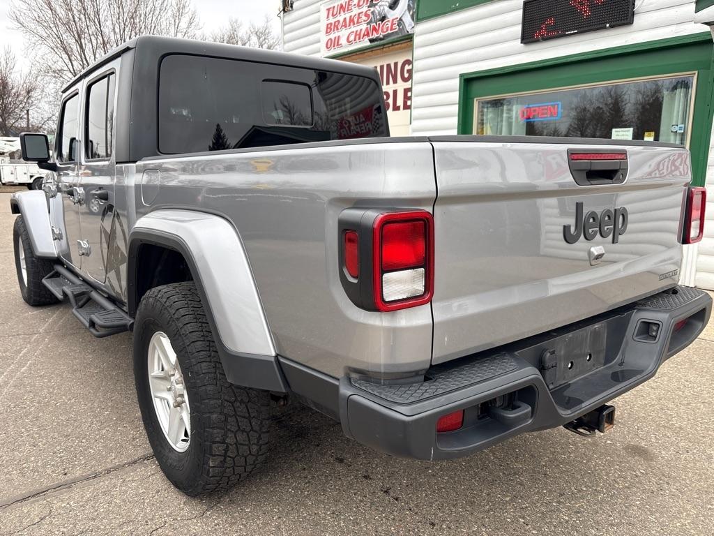 Jeep Gladiator  2021