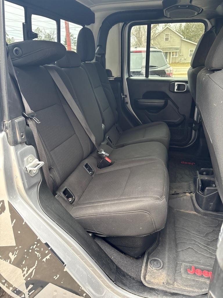 Jeep Gladiator  2021