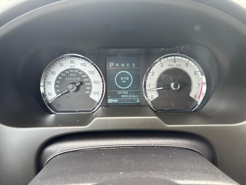 Jaguar XF  2010