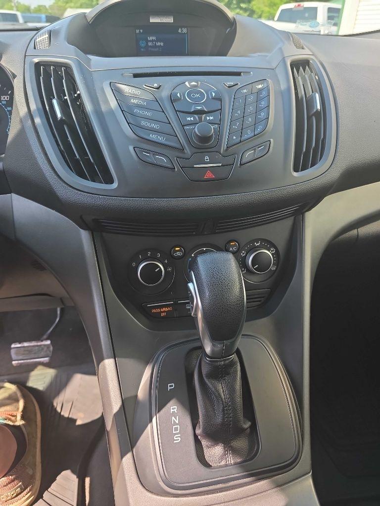 Ford Escape  2015