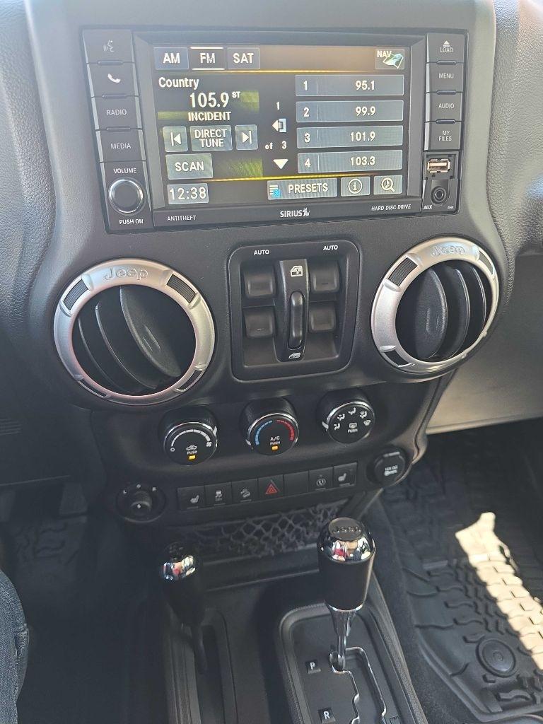Jeep Wrangler  2016