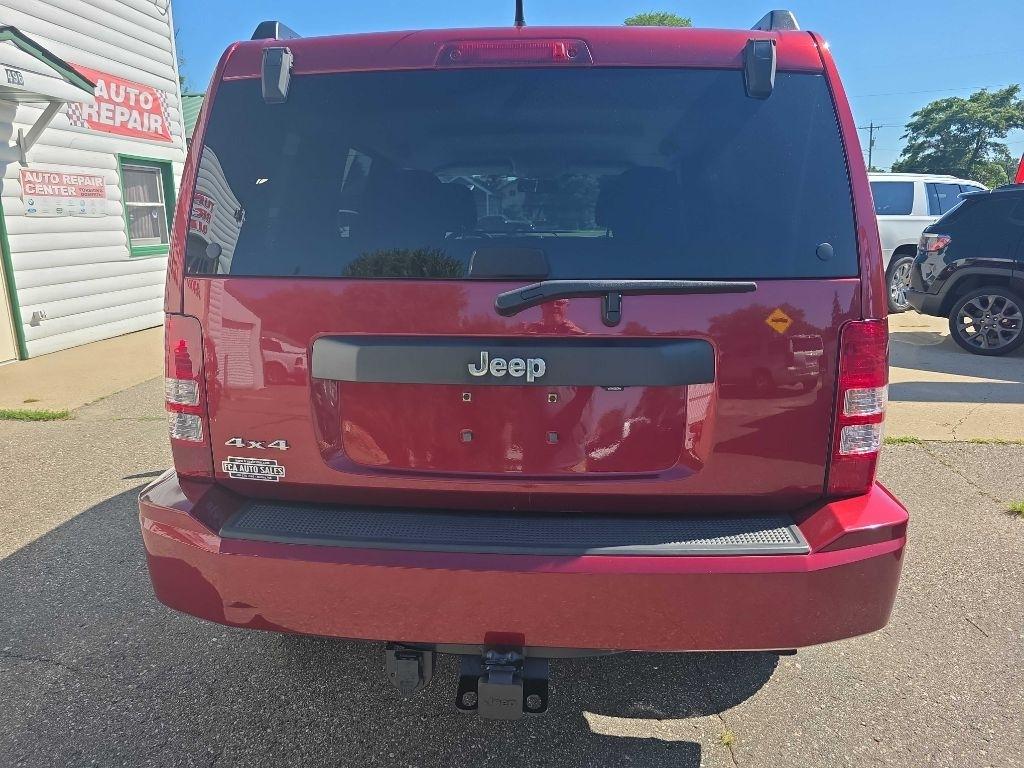 Jeep Liberty  2011