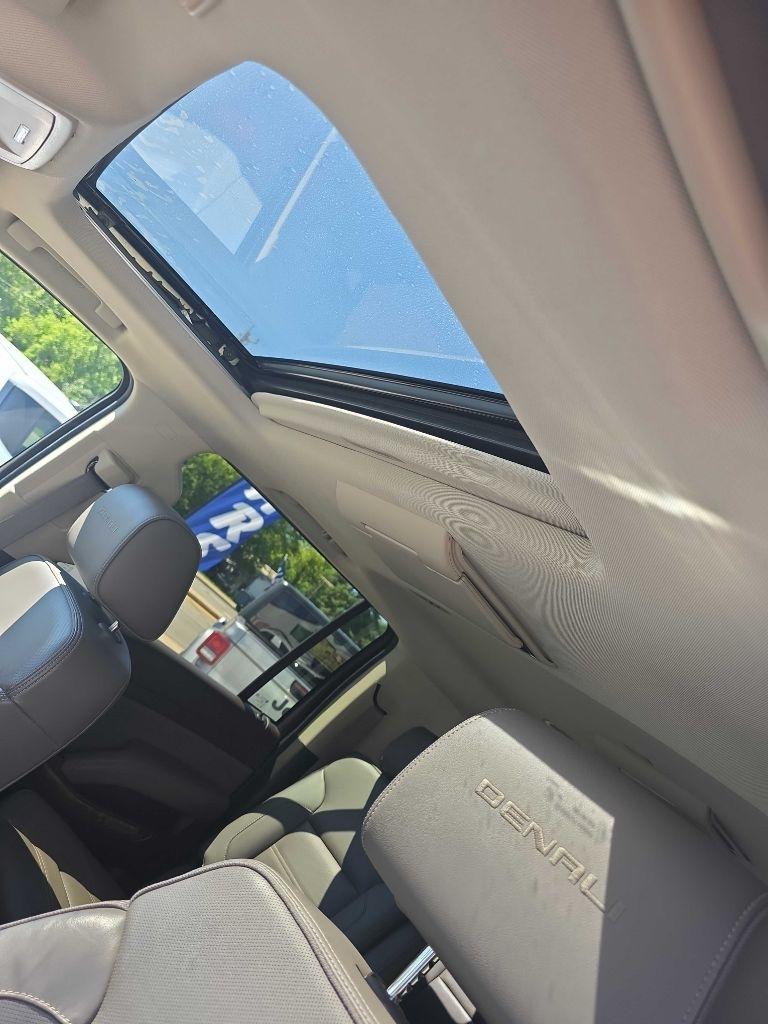 GMC Yukon XL  2016