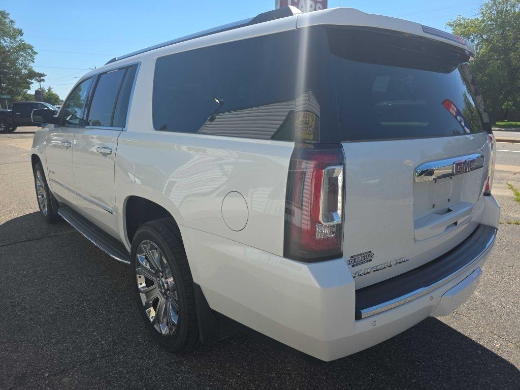 GMC Yukon XL  2016