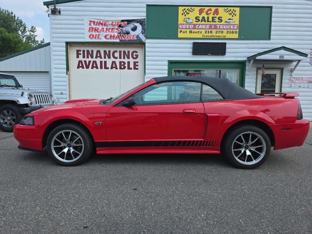 Ford Mustang  2002