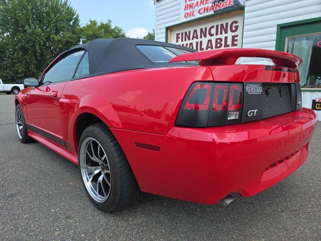 Ford Mustang  2002