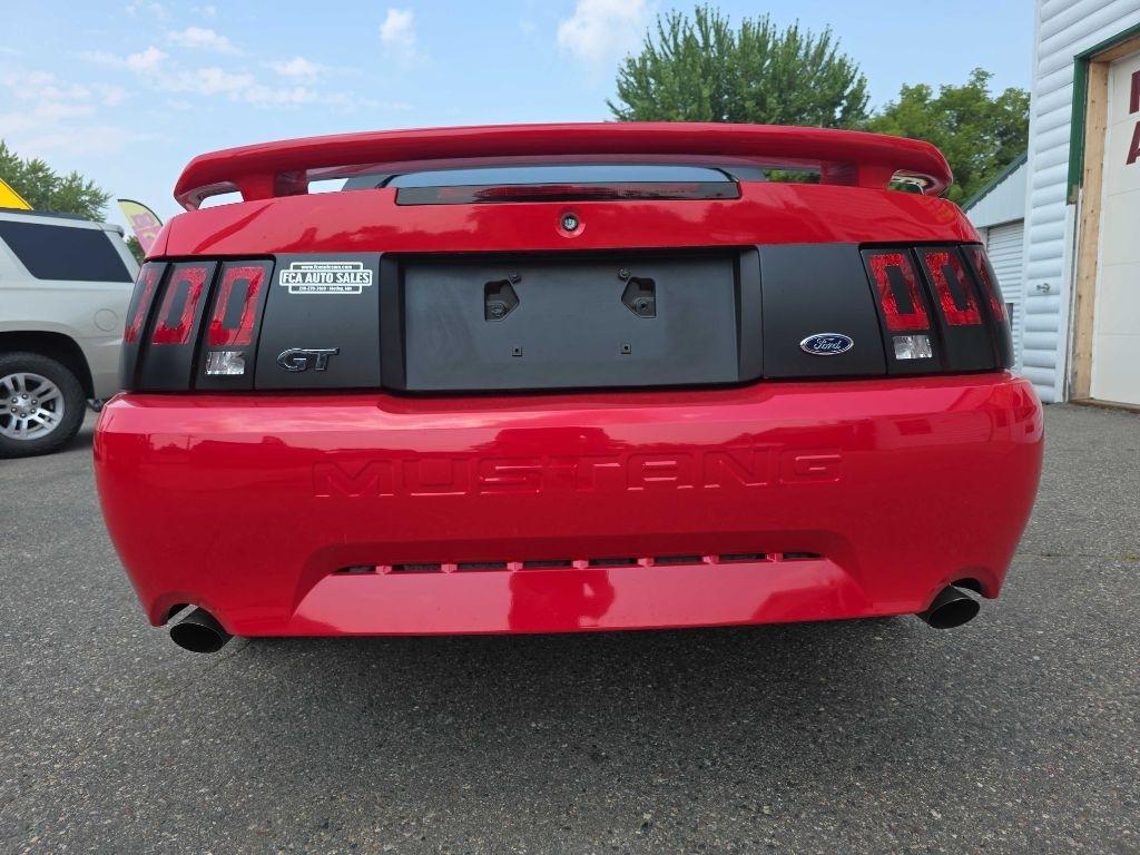 Ford Mustang  2002