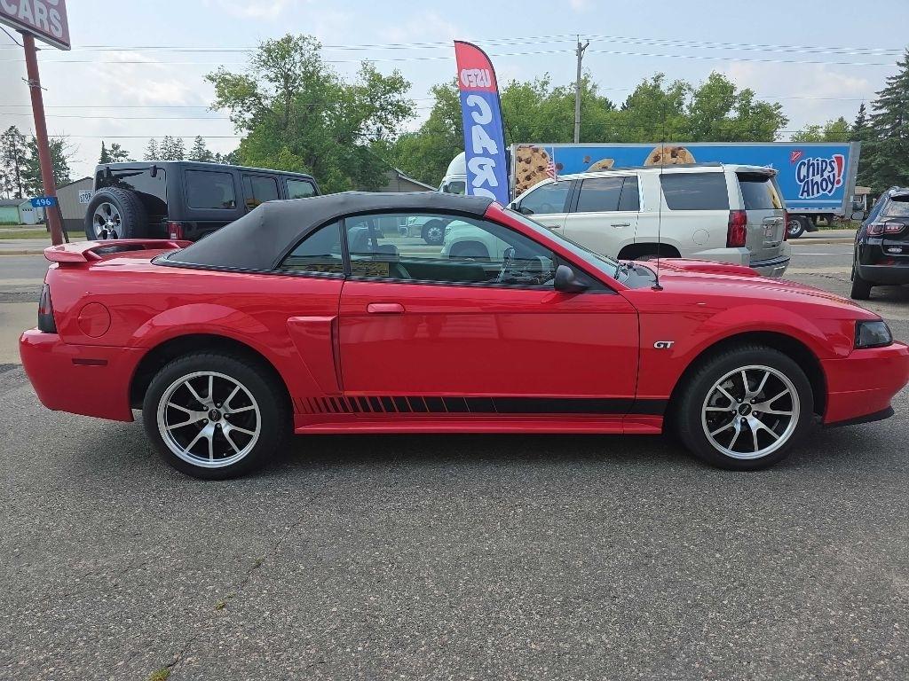 Ford Mustang  2002