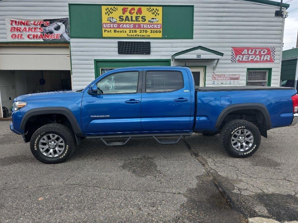 Toyota Tacoma  2017