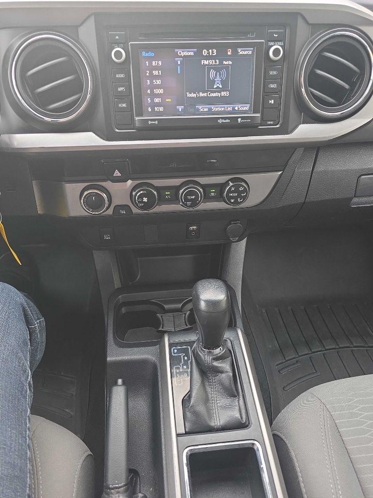 Toyota Tacoma  2017