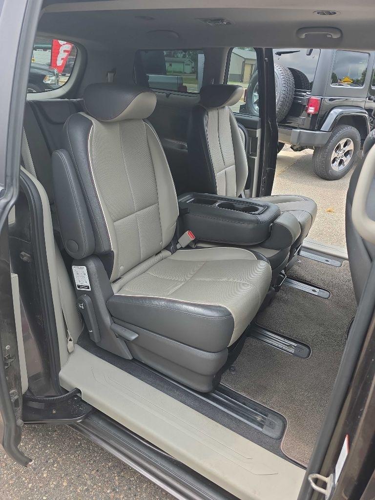 Kia Sedona  2017