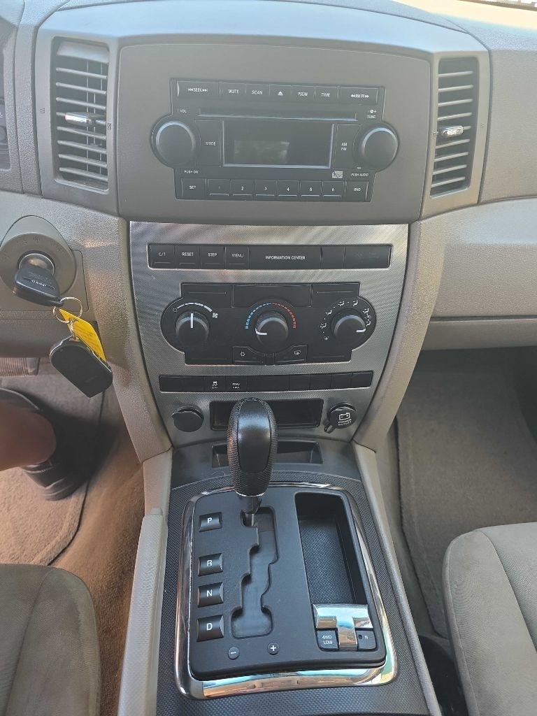 Jeep Grand Cherokee  2005